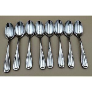 Oneida 18/0 Heavy Duty Stainless Flatware Glossy Voss Set Of 8 Soup Spoons